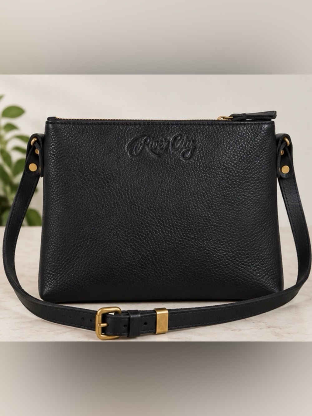 [River City] Black Pebbled Leather Crossbody Bag Brass Hardware Adjustable Strap